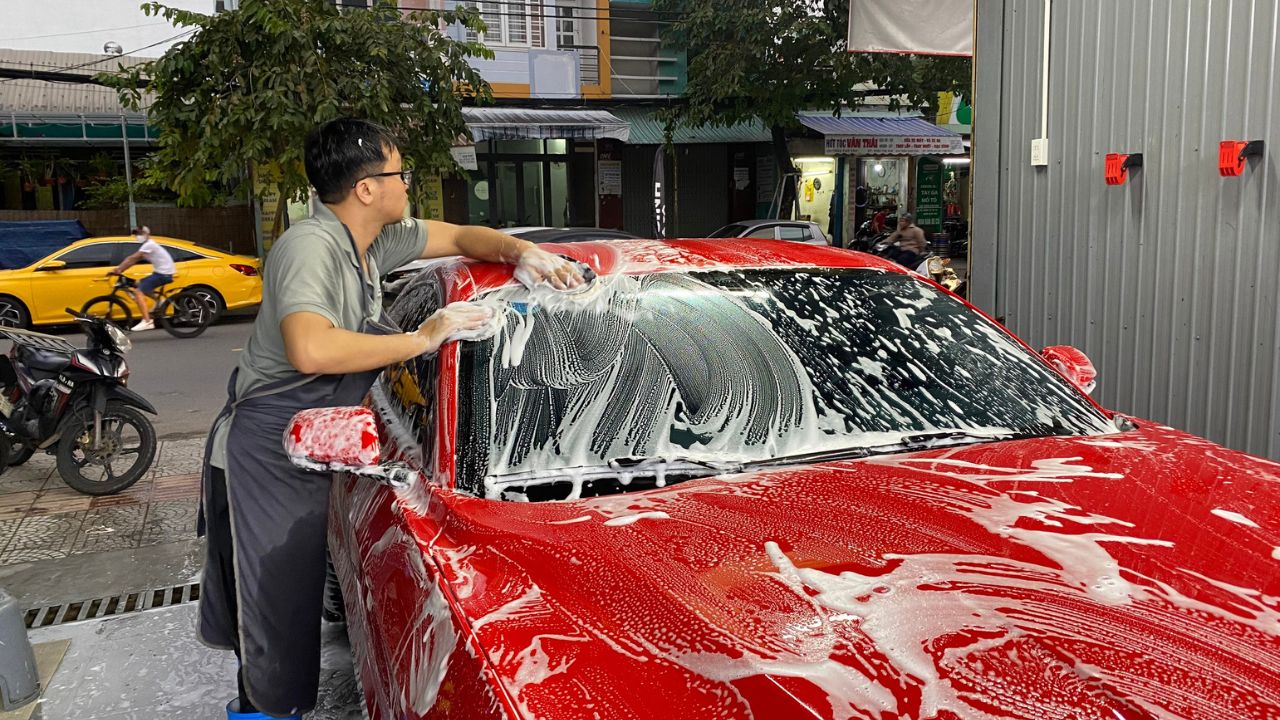 Top 10 địa chỉ vệ sinh ngoại thất ô tô tại Đà Nẵng