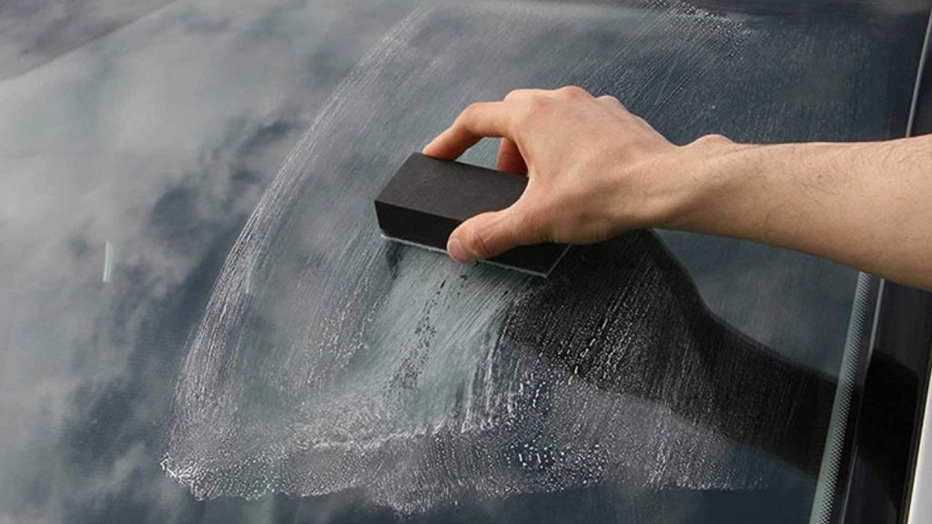 Top 5 địa chỉ tẩy ố kính ô tô tại Đà Nẵng uy tín nhất
